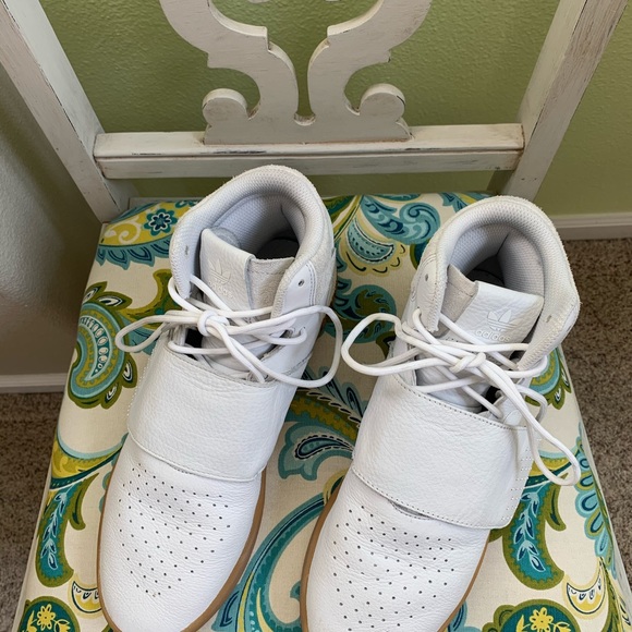 ADIDAS white shoes - Picture 2 of 11